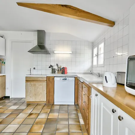 Vakantiehuis Maison Pour 10 - Jardin - 600 M De La